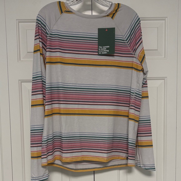 L.L. Bean Tops - NWT L.L. Bean Women's SunSmart UPF50 Striped Everyday Crewneck Shirt SIZE LARGE